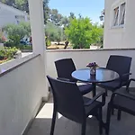 Apartman Maslinik